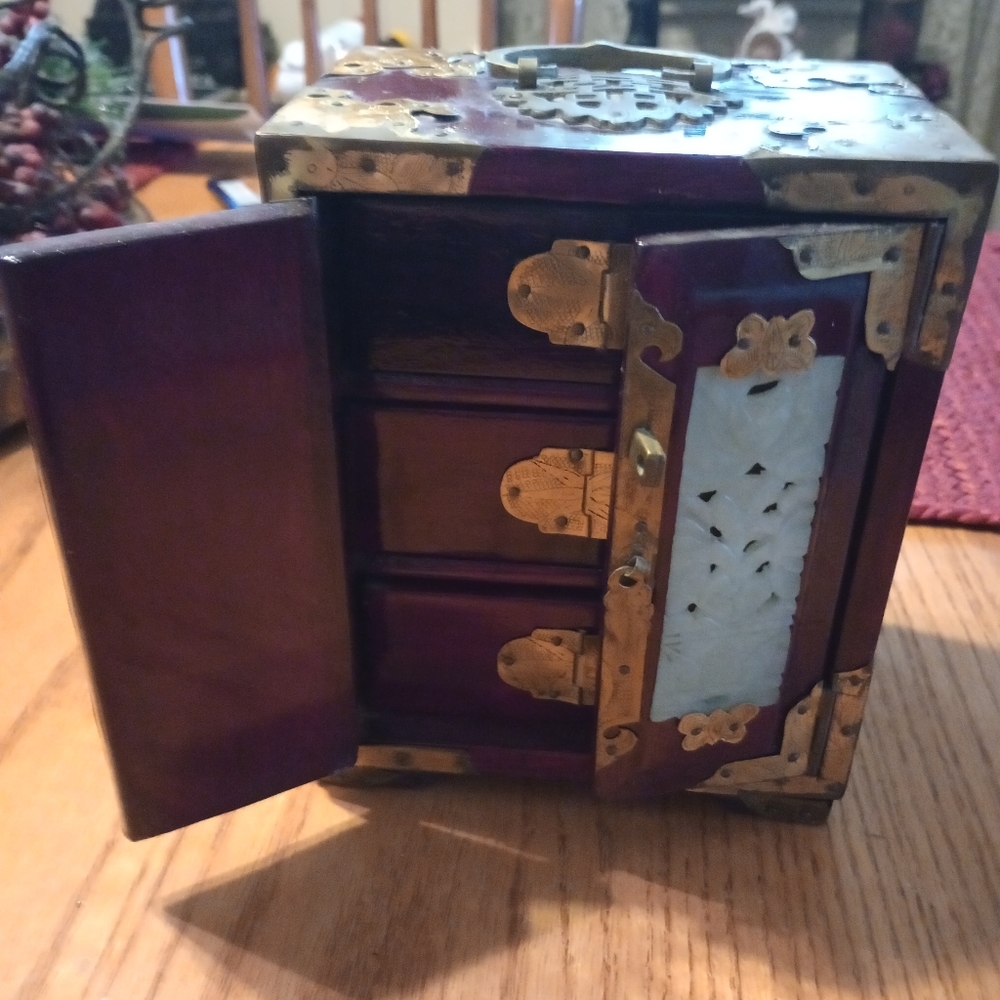 Antique 1700s authentic jade jewelery box - Picture 3 of 16